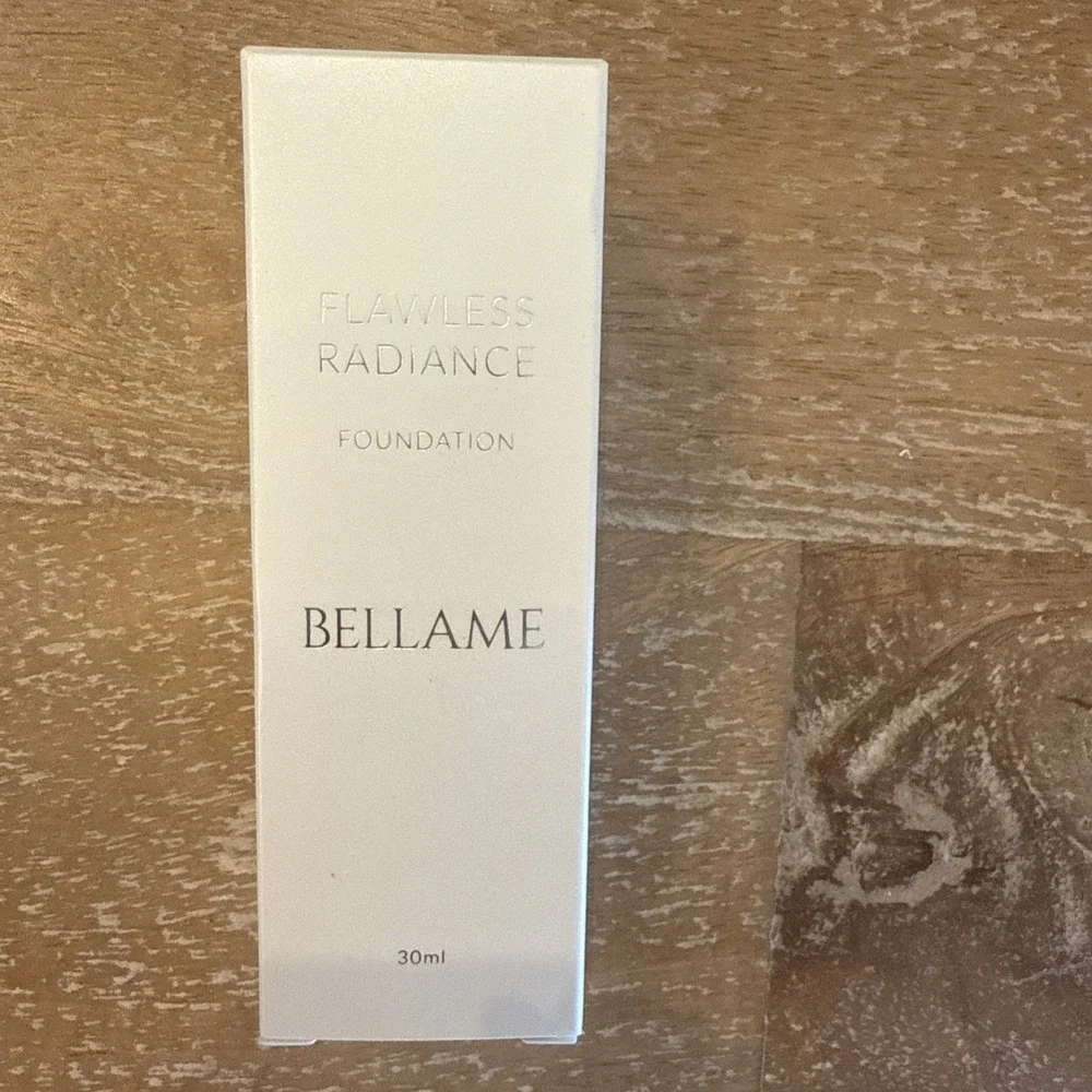 Bellame Flawless‎ Radiance Foundation #20 NEW